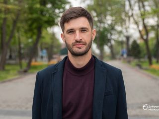 Дніпро святкує День Європи: молодіжна інтерактивна артакція «Нитки Єдності»