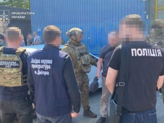 Виїзд за кордон за $15 тисяч: у Дніпрі викрили схему