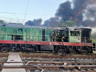 Дніпро під атакою: ворог вдарив по залізничній інфраструктурі області